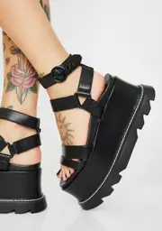 [Lamoda] Night Keep Smiling BB Platform Sandals