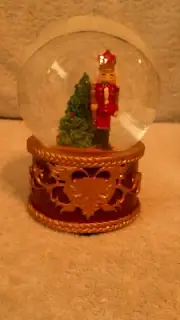 Christmas Nutcracker Water / Snow Globe New
