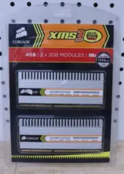 New NOS 4GB 2x2GB PC3-10666 CORSAIR CM3X2048-1333C9DHX DDR3 RAM Kit Modules CAS9