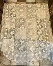 Vintage NEW Crocheted Linen Cotton Grapes Grape Leaves Coverlet Bedspread 90x96”