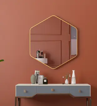 70cm 鏡子 六邊鏡 化妝鏡 浴室鏡 防水鏡子 六邊形拉絲黑框金框化妝玻璃鏡子異形防爆現代浴室鏡子 (7折)