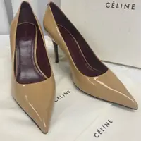 在飛比找PopChill優惠-[二手] Celine 高跟鞋 杏色