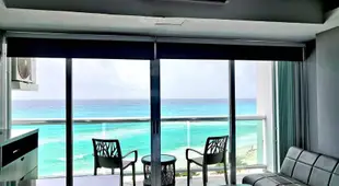 Cancun, Sea View, Beautiful Aparment, Heart of the Hotel Zone