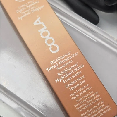 NWT- COOLA TINTED Moisturizer Sunscreen in Golden HOUR