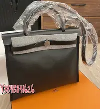 在飛比找Yahoo!奇摩拍賣優惠-全新Hermès Herbag31黑Noir防水帆布銀釦