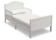 Delta Children Bennett Wood Toddler Bed - Greenguard Gold Certified, Bianca Whit