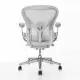 【Herman Miller】Aeron 2.0 人體工學椅 全功能 拋光金屬腳座 鋁合金材質 礦石白 DW扶手 B size(平行輸入)