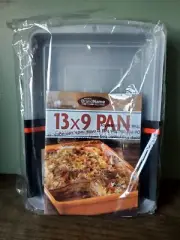 New Kitchen Envy 13x9 Non Stick Rectangle Baking Pan Storage Lid w/ Cook Book