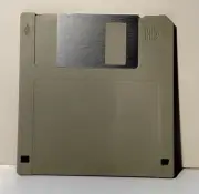 50 Floppy Disks. IBM Format 1.44 DS/HD. Color:Gray