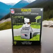 Peanuts Team Pride Inflatable Snoopy Doghouse 5 ft New England Patriots - LED