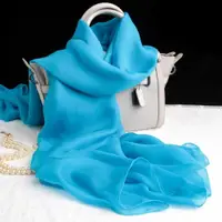 在飛比找ETMall東森購物網優惠-湖藍色女百搭春秋薄款冬季絲巾