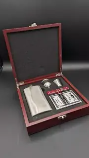 Men's Flask Gift Set With Playing Cards