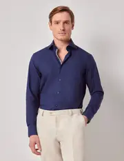 Hawes & Curtis Navy Slim Curtis Shirt | Contrast Detail | Mid-Collar Size: Medium | Long