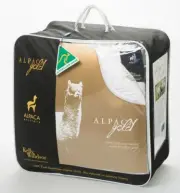 Kelly and Windsor Alpaca Gold 200 Summer Quilt