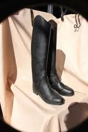 18-20 New Devon Aire ladies Camden field boot 10.5 S original price 199.95