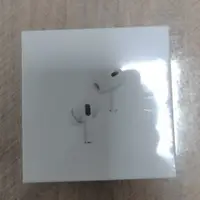 在飛比找蝦皮購物優惠-免運 全新未拆封公司貨AirPods Pro2代耳機 藍牙耳