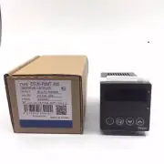 1Pcs New Temperature Controller E5CN-R2MT-500 E5CN-C2MT-500 E5CN-Q2TU E5CN-Q2HBT