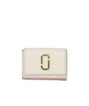 Marc Jacobs The Utility Snapshot Logo Plaque Wallet One size White
