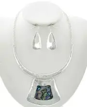 Abalone On Silver Tone Hammered Pendant Necklace & Earring Set