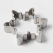 Set of 2 Threshold snowflake cookie cutters