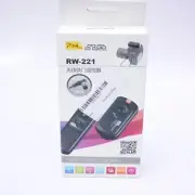 Pixel RW-221 / DC0 Wireless Remote Commander Shutter Control for Nikon Cameras