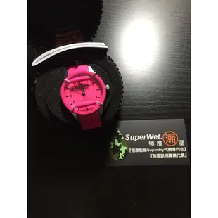 跩狗嚴選 極度乾燥 Superdry Scuba Watch 日常防水 運動手錶 不繡鋼 桃紅 黑 日本石英機芯 粉紅