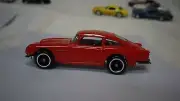 2016 Hot Wheels Red 1963 Aston Martin DB5 Custom Real Riders