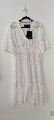 Decjuba ANGIE BRODERIE MIDI DRESS Size 12 BNWT