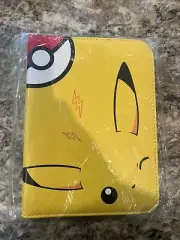 pokémon card binder Holds 200-400 Zip Closure NEW