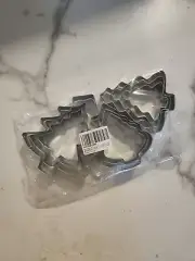 Lot Of 9 Christmas Tree Silver Metal Cookie Cutters New In Pack Different Sizes