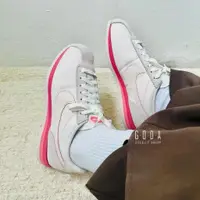 在飛比找蝦皮購物優惠-特價 Nike Cortez 阿甘鞋 淡粉色 米白 女休閒鞋