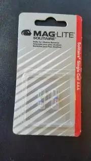 Mag-Lite Solitaire Bulbs Single Cell AAA 1997 New Old Stock Genuine 2 Pack OEM