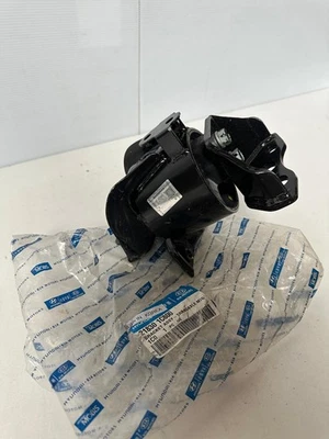 BRACKET ASSY-TRANSAXLE MTG getz 02-2006 218301C800