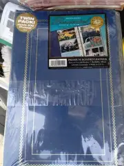 Vintage Holson Burnes Twin Pack Photo Albums Hold Up To 600 Photos Blue Or Red