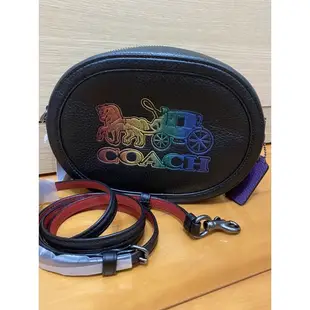 COACH  彩色大馬車LOGO小斜背相機包 橢圓 經典 全新 正品