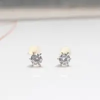 在飛比找momo購物網優惠-【CHARIS & GRACE 佳立思珠寶】14K金 耳環 