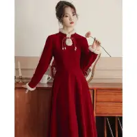 在飛比找蝦皮購物優惠-新年洋裝 新年服裝 過年衣服女 過年服裝 紅色旗袍新中式敬酒