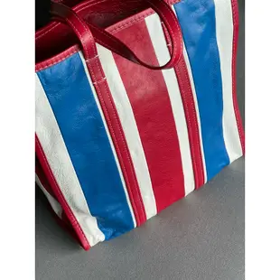 現貨Balenciaga Bazar Shopper巴黎世家小羊皮托特肩背手提包💙❤️🤍2024時髦風潮再起不要再錯過嘍