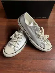 Converse CTAS OX Low Top Womens 9 Leather Metallic Silver Sneaker Shoe A11986C