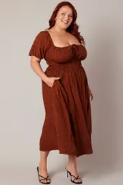 Brown Geo Midi Dress Short Sleeve Ruched Bust