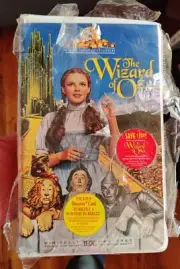 New Partially Sealed The Wizard of Oz VHS Tape 1939 Judy Garland
