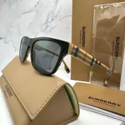 New Burberry Sunglasses Black Square Classic Check Arms Brown Red White