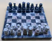 Vintage Hand Carved Mexican Pink & Black Onyx Marble Chess Set w/ 5.6" Board