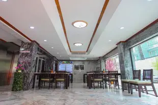 曼谷奧馬裏大酒店Grand Omari