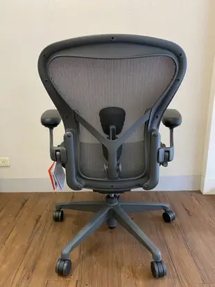 現貨ＡＢＣ Size全功能＋挺拔頭枕 扶手可前後調整 New Aeron 2.0 Herman Miller