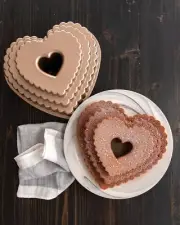 Nordic Ware Tiered Heart Bundt Pan Model 89937 NEW
