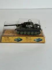 TIN TOY DIECAST ARMY TANK T-55 (U.S.S.R) MADE IN HONG KONG.