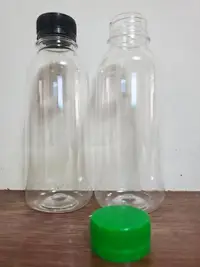 在飛比找Yahoo!奇摩拍賣優惠-PET 塑膠瓶   500cc 附安全瓶蓋(綠色48個) （