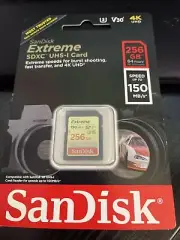 SanDisk 256GB Extreme UHS-I SDXC Memory Card
