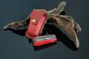 VICTORINOX SWISS ARMY KNIFE GENUINE LEATHER SHEATH Personalized Hand-Stitched